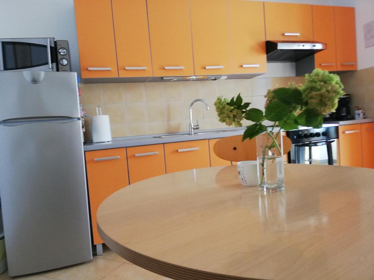 Apartment Suzy With Private Parking Fažana Exterior foto