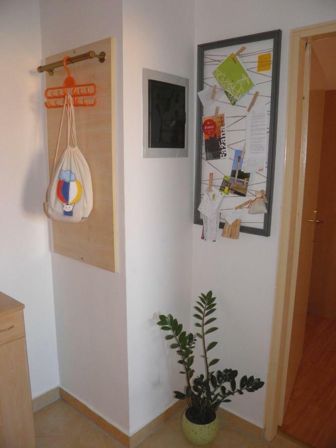 Apartment Suzy With Private Parking Fažana Exterior foto